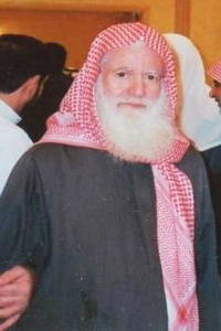 "محمود شاكر " المؤرخ الإسلامي الكبير في ذمة الله