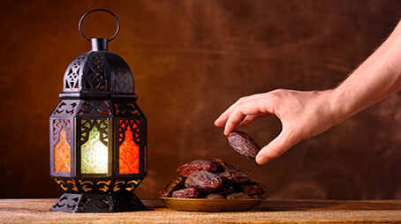 رُبَّ صائمٍ ليس له من صيامِه إلا الجوع